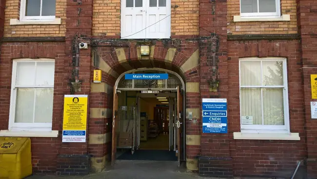 Yeovil District Hospital : 耶奥维尔区医院