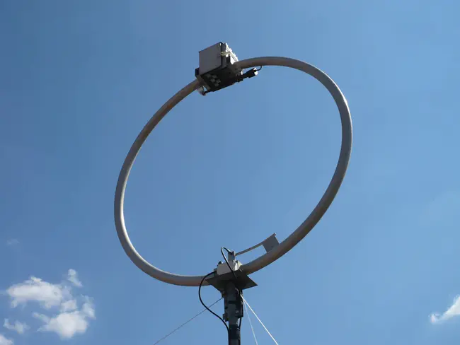 Antenna Linkage Device : 天线联动装置