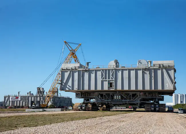 Crawler Transporter Intercom System : 履带式运输车对讲系统