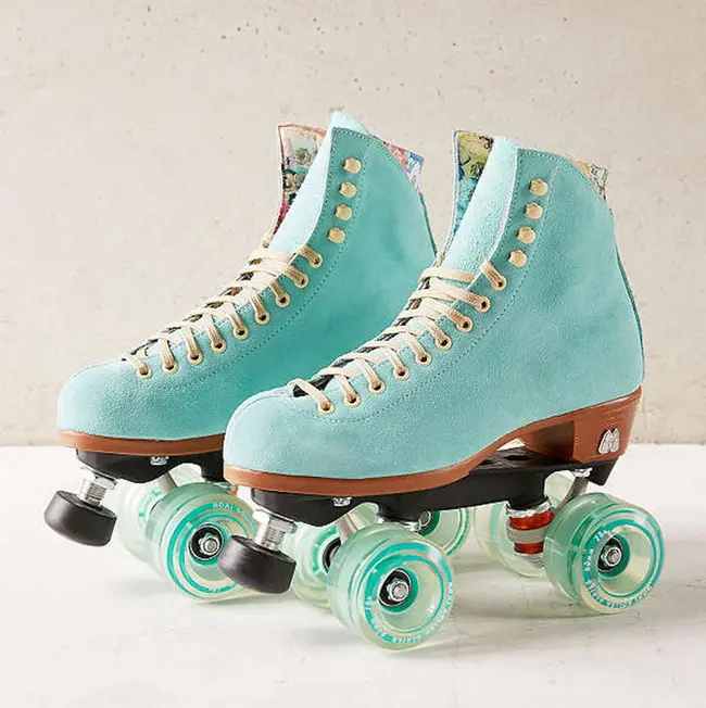 Skates : 溜冰鞋