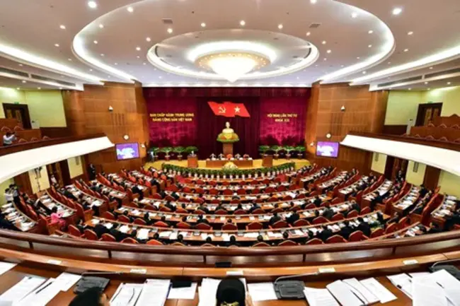 Central Committee of the Communist Party : 中共中央