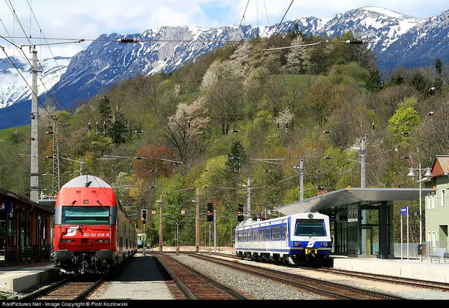 STeiermarkische LandesBahnen (Styrian Provincial Railways) : STeiermarkische Landes Bahnen（施蒂里亚省铁路）