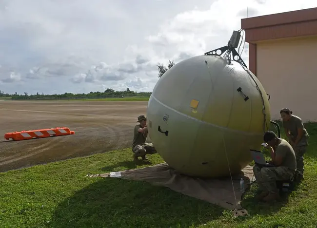 Joint Airborne Communications Center/command Post : 联合空中通信中心/指挥所