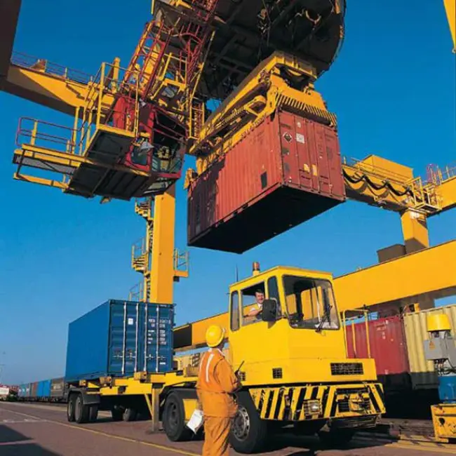 Rough Terrain Container Crane : 越野集装箱起重机