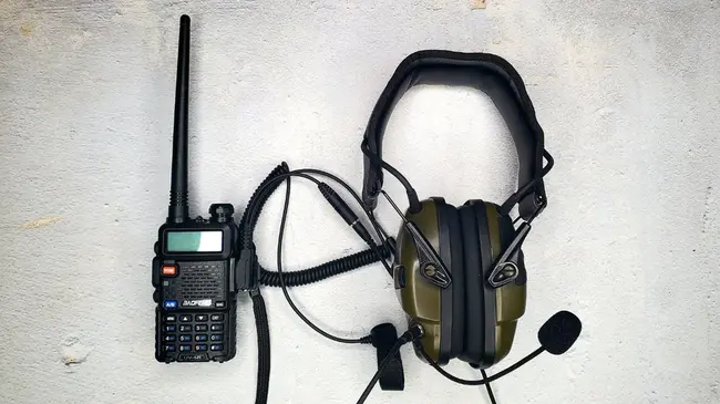 Tactical Radio Communication : 战术无线电通信