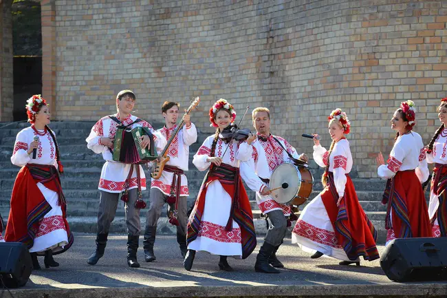 Belorussian Students Association : 白俄罗斯学生协会