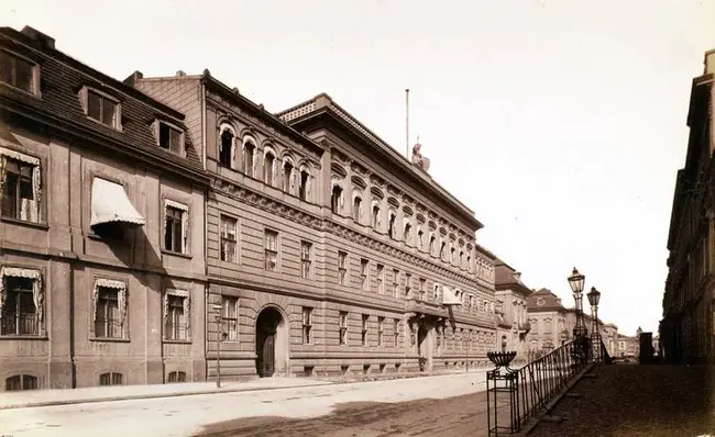 Berlin Tempelhof, S-Germany : 德国南部柏林滕珀尔霍夫