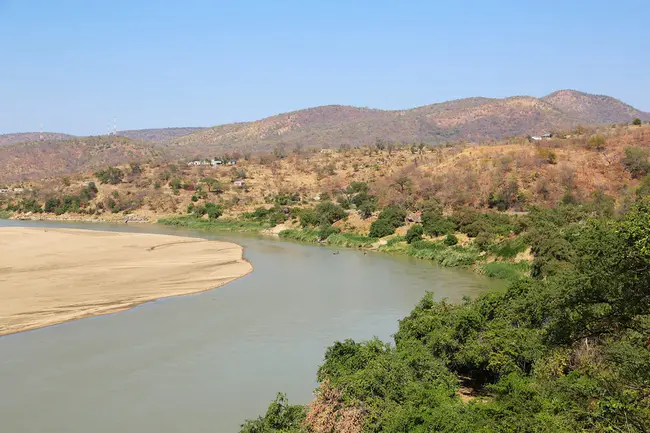 Nyimba, Zambia : 赞比亚Nyimba