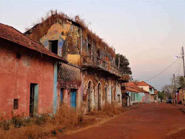 Bafata, Guinea Bissau : 他们占领了几内亚比绍