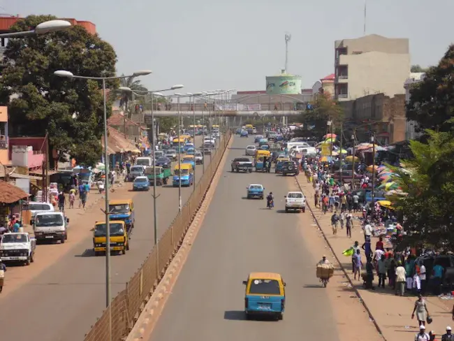 Bissau-Bissallanca, Guinea Bissau : 比绍-比萨兰卡, 几内亚比绍