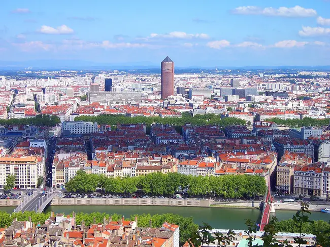 Lyon-Brindas, S-France : 里昂-布林达斯，法国南部