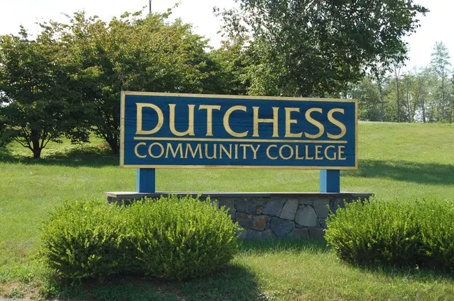 Dutchess Community College : 达切斯社区学院