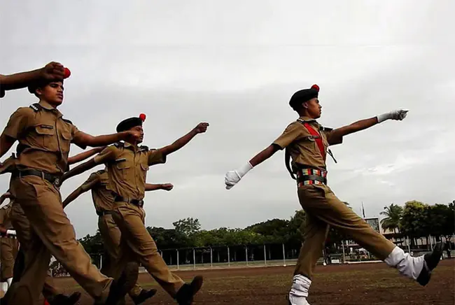 Sainik School Satara : Sainik学校Satara