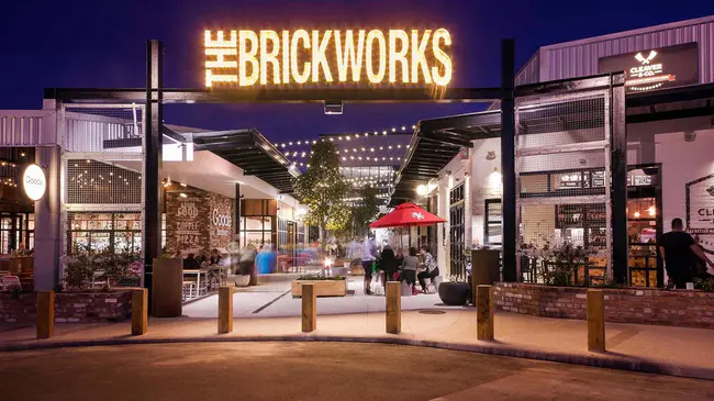 Brickworks Ltd : 砖厂有限公司