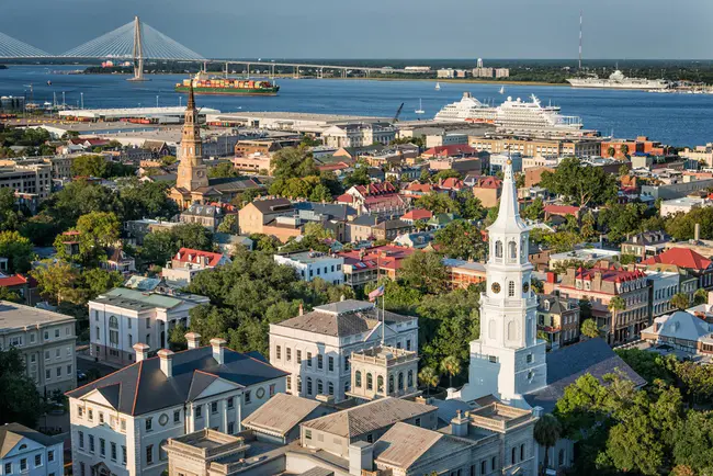 Charleston Area Medical Center : 查尔斯顿地区医疗中心