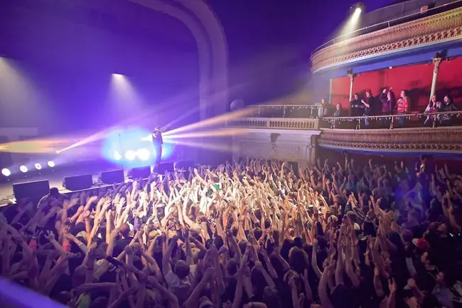 Trocadero Theatre : 特洛卡德罗剧院