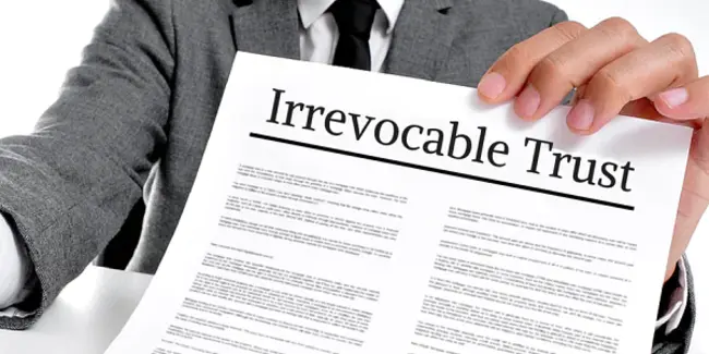 Irrevocable : 不可撤销的