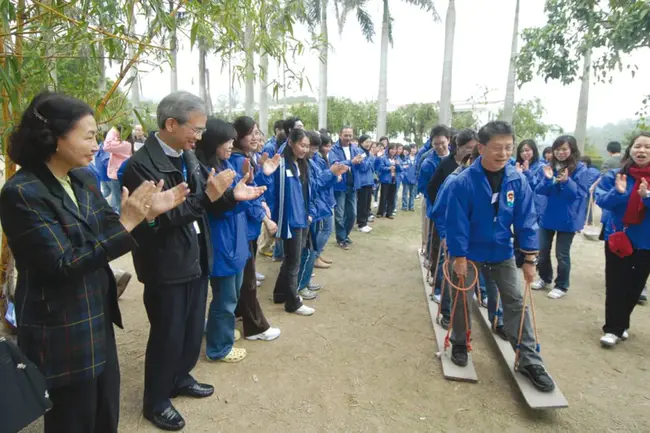 South China Athletic Association : 南华体育会