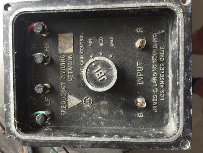 Trunk Circuit Identification Code : 行李箱电路识别码