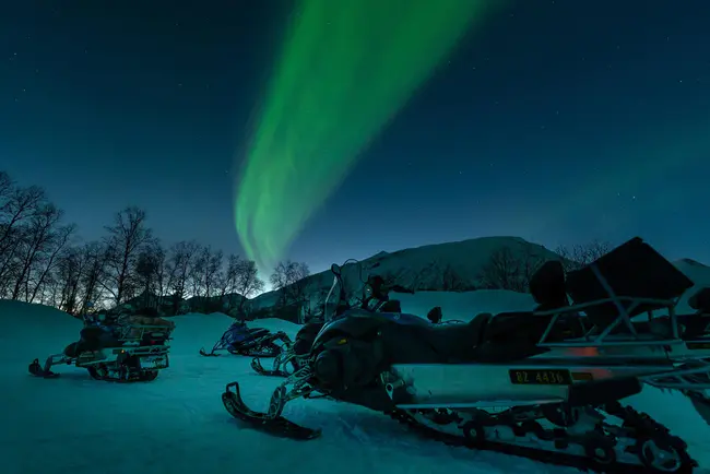 Beautiful Eastern Association of Snowmobile Trails (Ontario) : 美丽的东部雪道协会（安大略省）