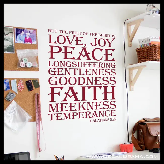 Joy Peace and Love : 快乐、和平与爱