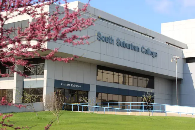 South Suburban College : 南郊学院