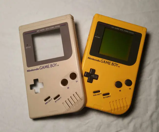 Game Boy Light : 游戏男孩灯