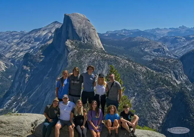 Yosemite Leadership Program : 约塞米蒂领导计划