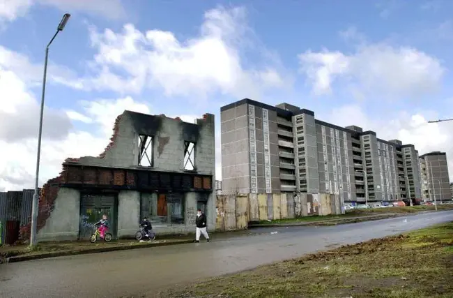 Ballymun Community Law Centre : Ballymun社区法律中心