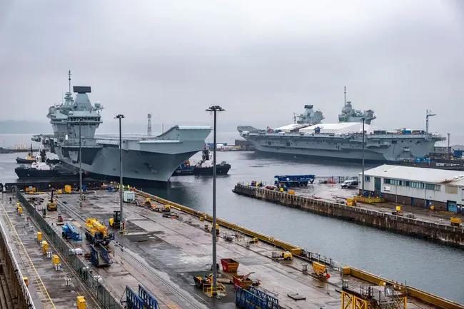 Portsmouth Naval Shipyard : 朴次茅斯海军造船厂
