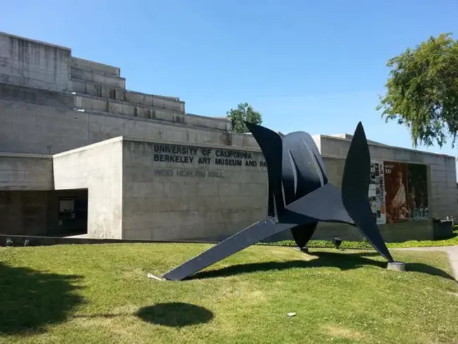 Berkeley Art Museum : 伯克利艺术博物馆