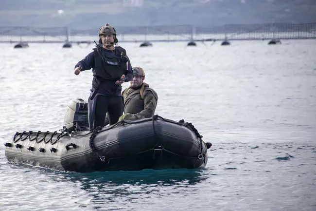 Marine Survival Training Center : 海洋生存训练中心