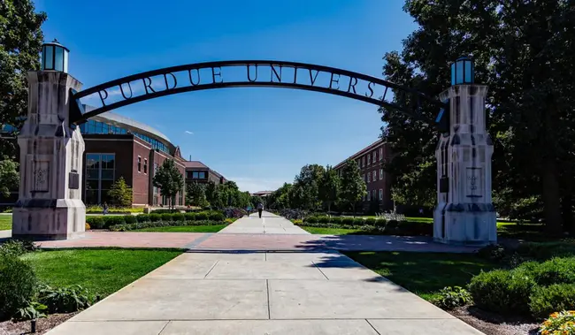 Purdue Student Government : 普渡大学学生政府