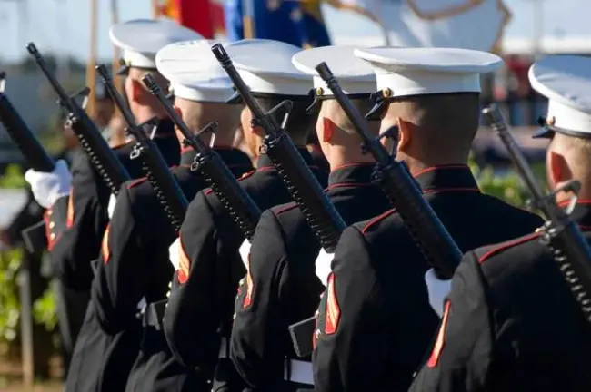 Marine Corps Association : 陆战队协会