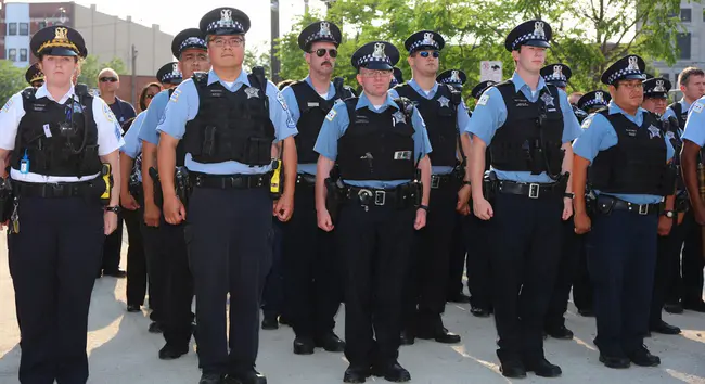 University of Chicago Police : 芝加哥警察大学