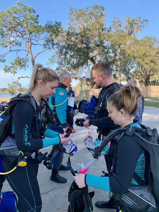 Instructor Dive Development : 教练潜水开发