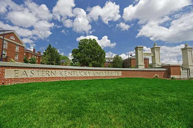 Eastern Kentucky University : 东肯塔基大学