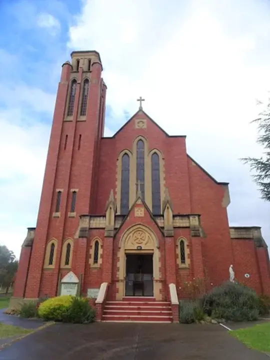 Mansfield Baptist Temple : 曼斯菲尔德浸信会寺庙