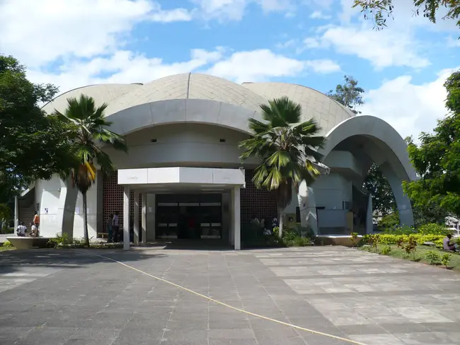 University of Nigeria Nsukka : 尼日利亚大学