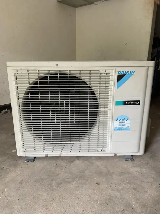 Packaged Terminal Air Conditioners : 成套终端空调