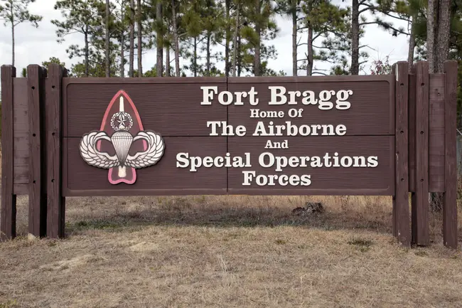 Fort Bragg North Carolina : 北卡罗来纳州布拉格堡