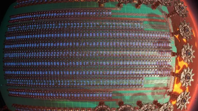 Multi chip module : 多芯片模块