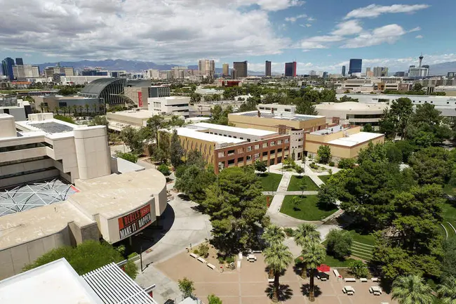 University of Nevada Las Vegas : 内华达大学拉斯维加斯分校