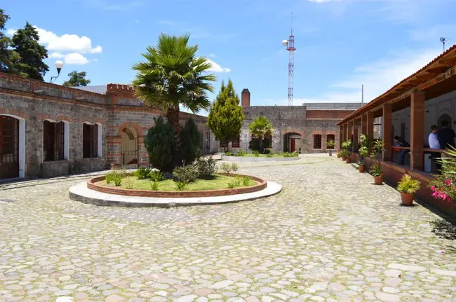 Centro Universitário Fé e Cultura : 大学中心F与文化