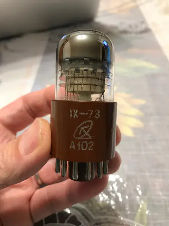 Vacuum Tube Volt Meters : 真空管电压表