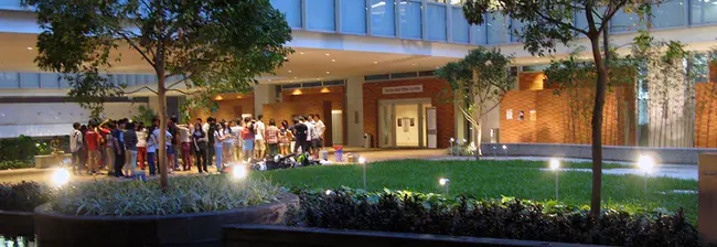 University of Hong Kong School of Professional and Continuing Education : 香港大学专业及继续教育学院