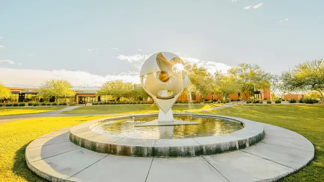 Arizona Christian University : 亚利桑那基督教大学