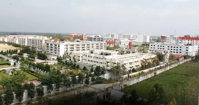 Teerthanker Mahaveer University : 蒂尔汉克·马哈维尔大学