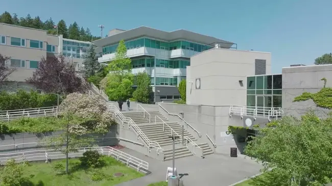 Vancouver Island University : 温哥华岛大学