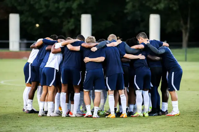 Virginia Soccer League Inc : 弗吉尼亚足球联盟公司